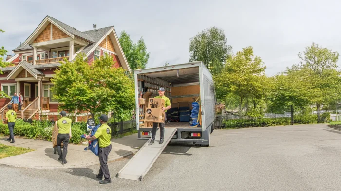 You Move Me movers unpacking long distance items